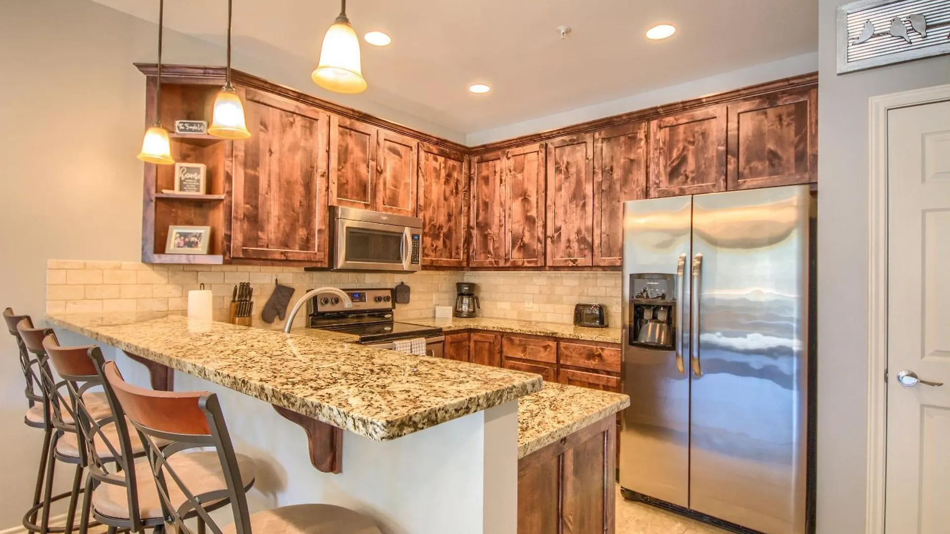Rg 306 Hillside River Retreat Apartment