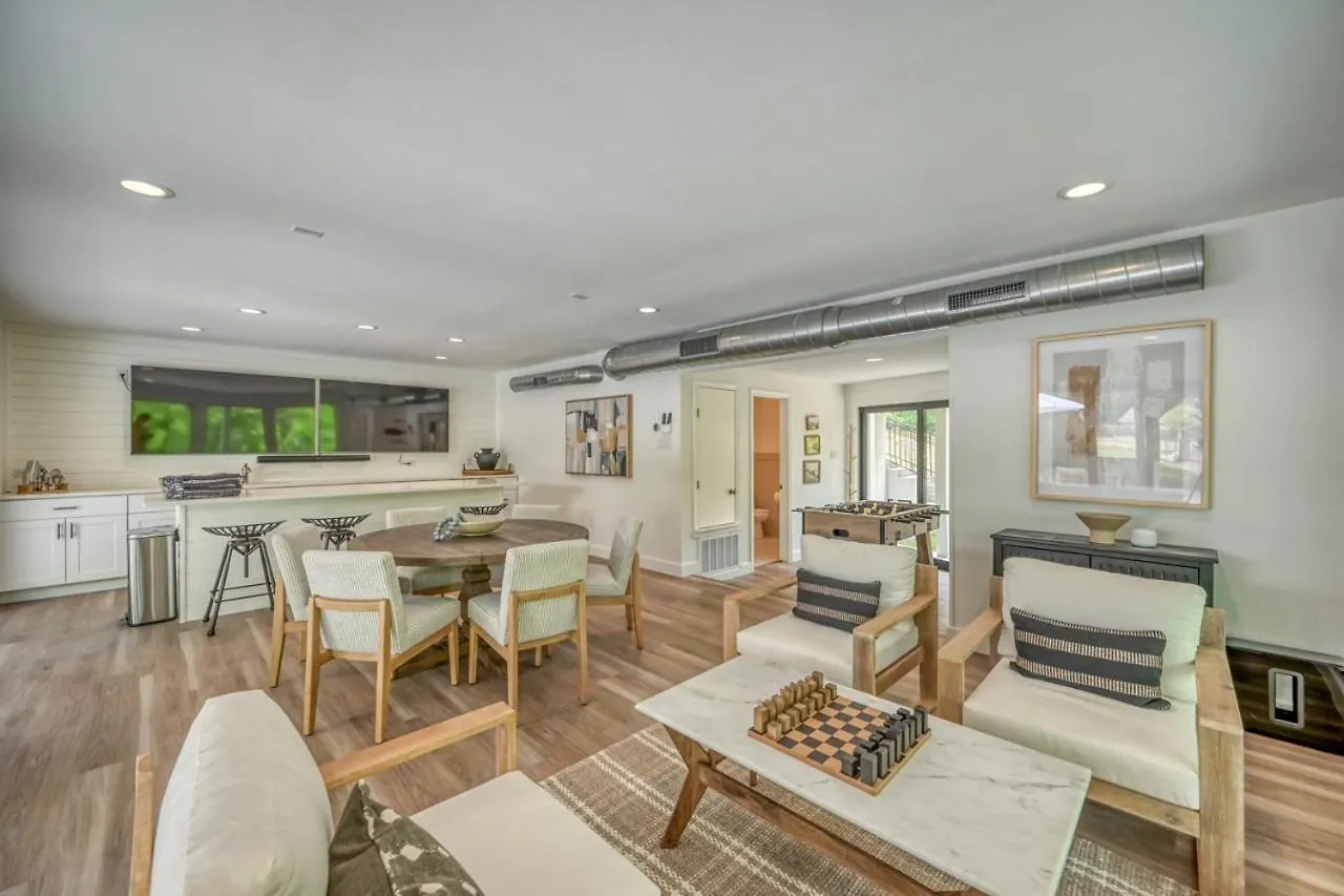 Luxury Riverfront With Firepit & Gameroom! *