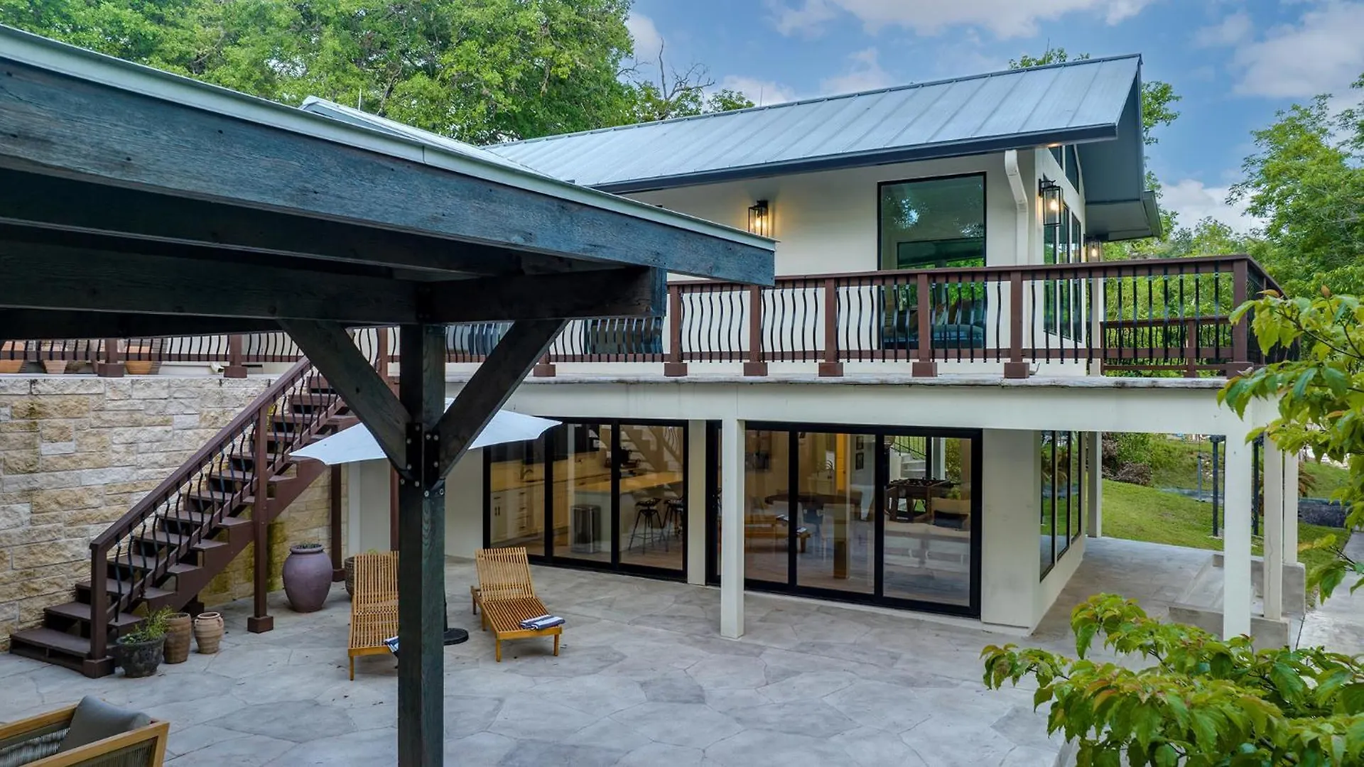 Luxury Riverfront With Firepit & Gameroom! Holiday home *