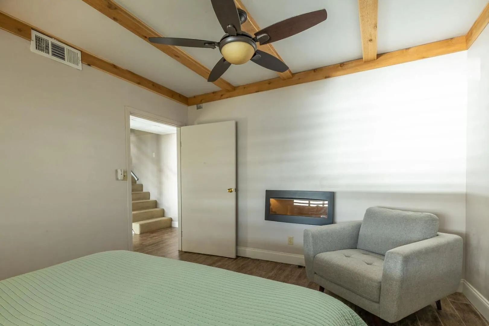 Lakeside - Waterfront & Views On The Lake, Featured On Hgtv! Holiday home *