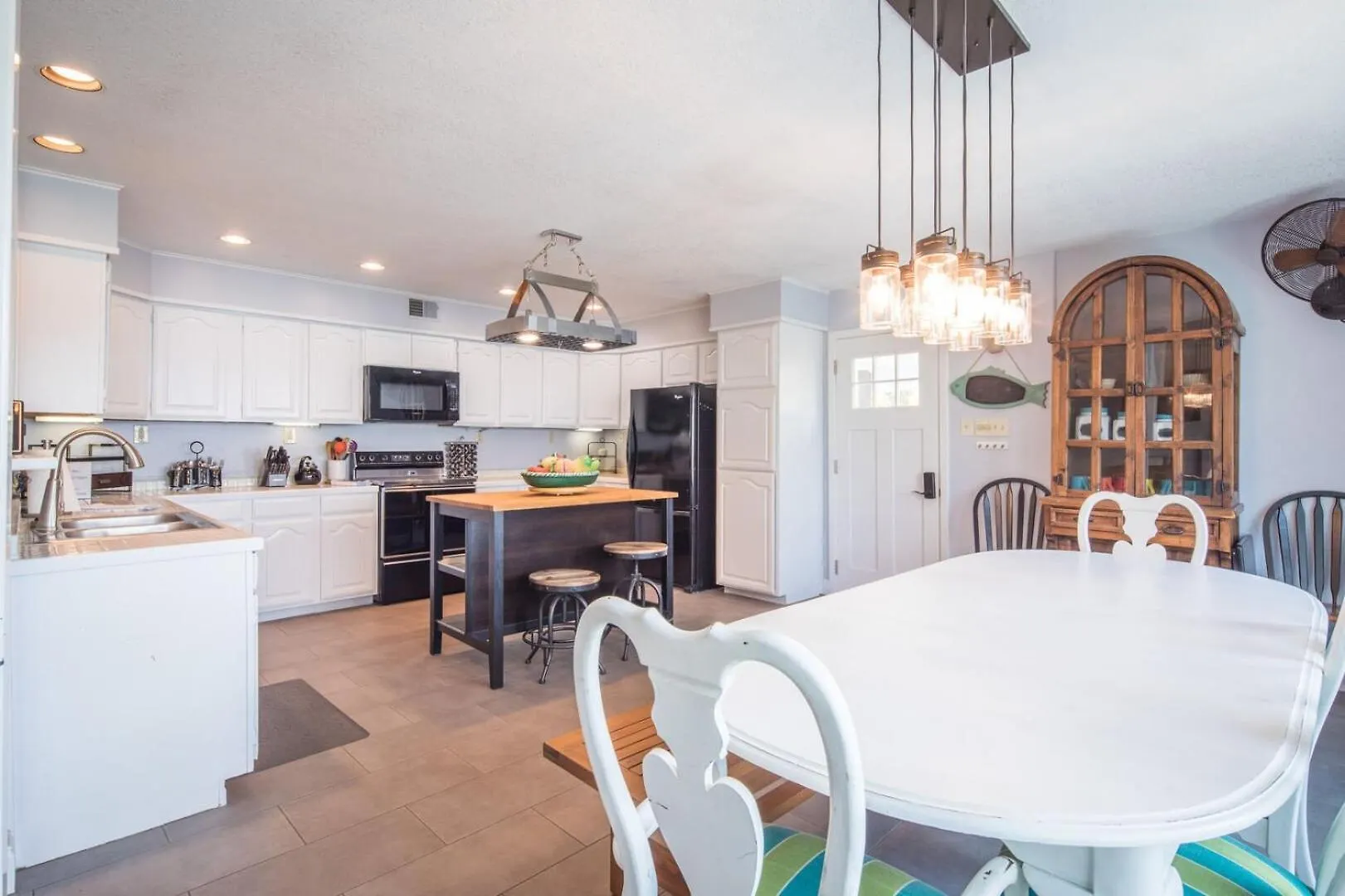 Lakeside - Waterfront & Views On The Lake, Featured On Hgtv! Holiday home *