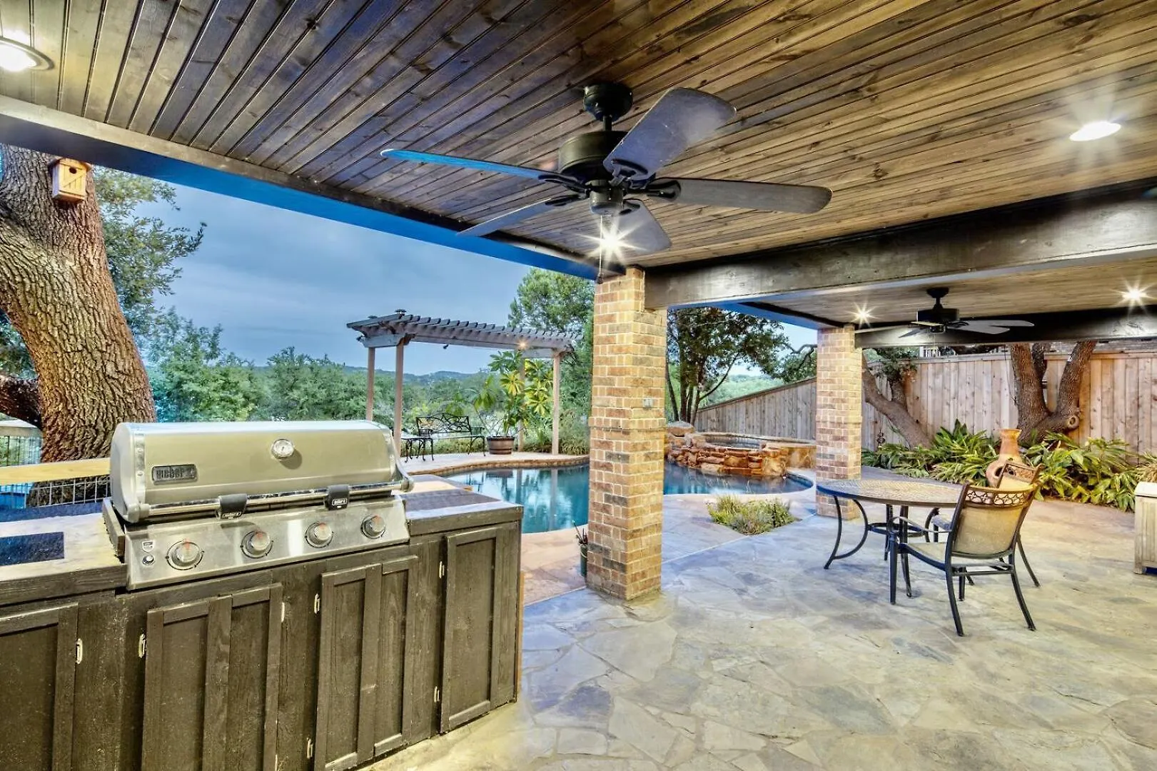 Hummingbird Hideaway - Waterfront With Pool And Hot Tub! * Canyon Lake