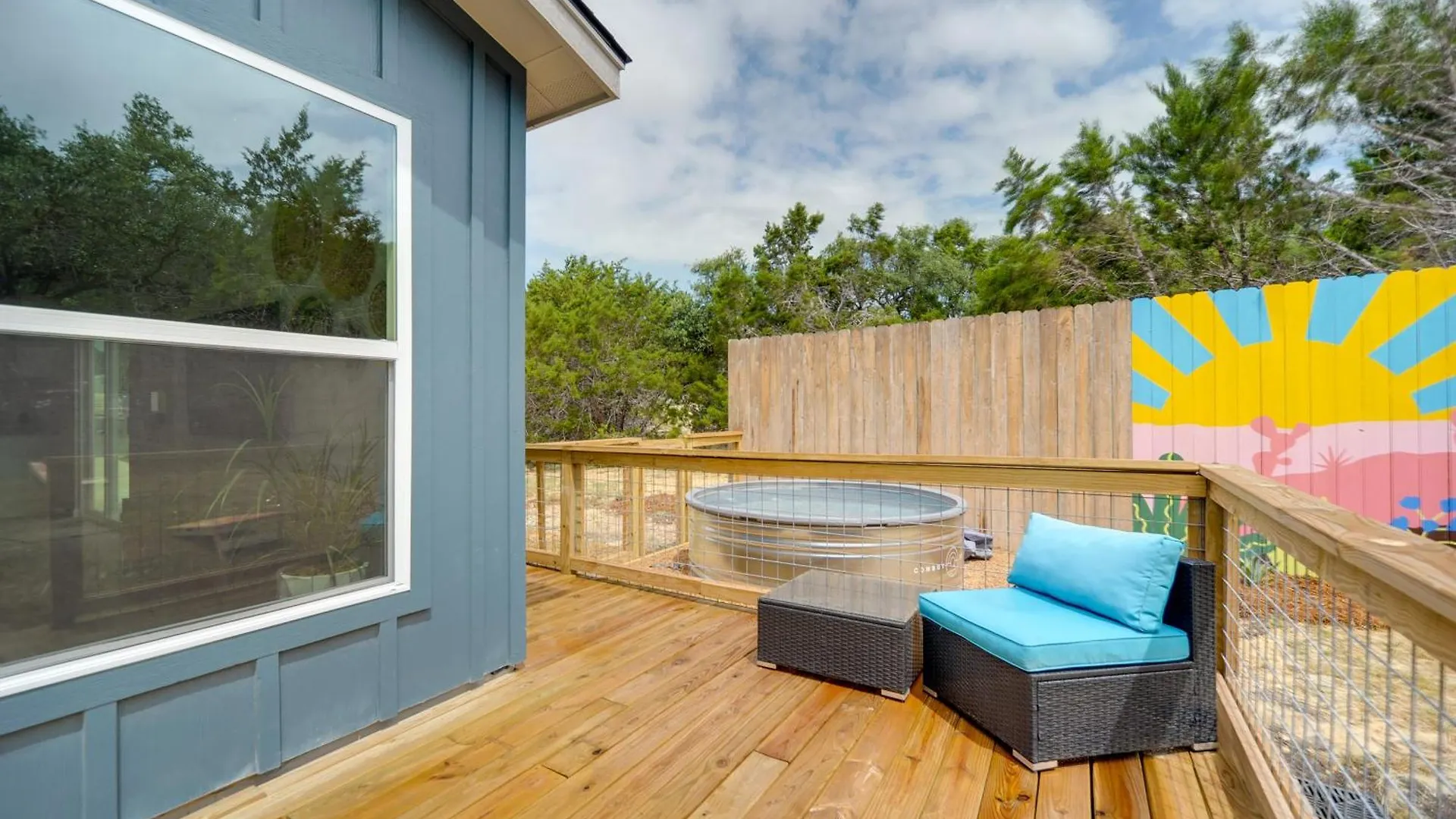 Canyon Oasis Backyard And Wraparound Deck! Canyon Lake