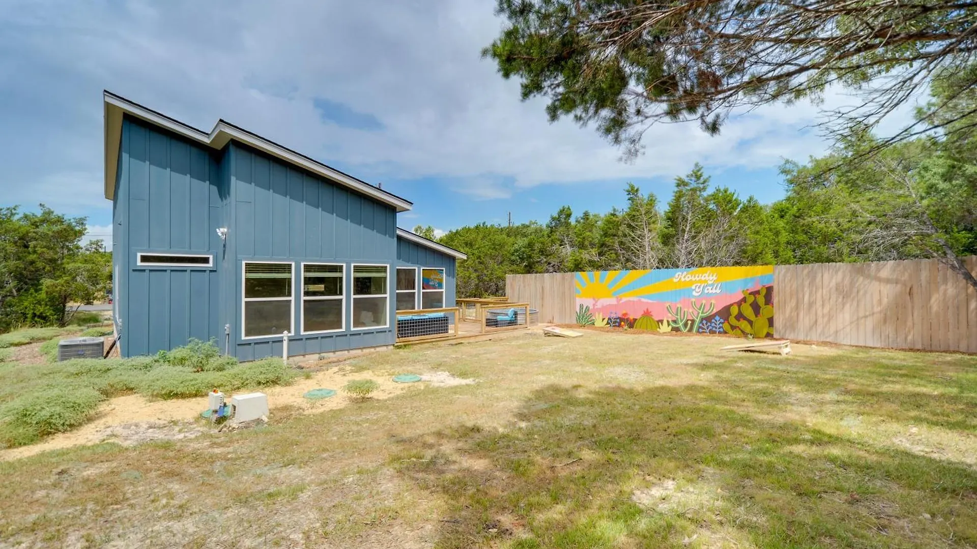Canyon Oasis Backyard And Wraparound Deck! Holiday home