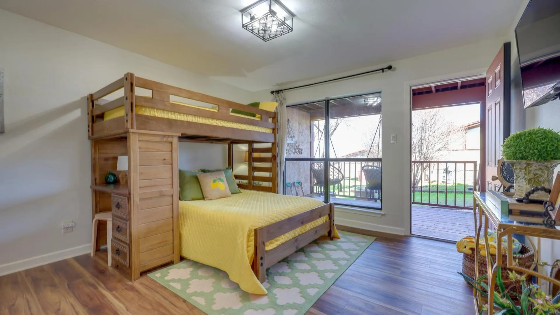 Apartment Canyon Vacation With Views *
