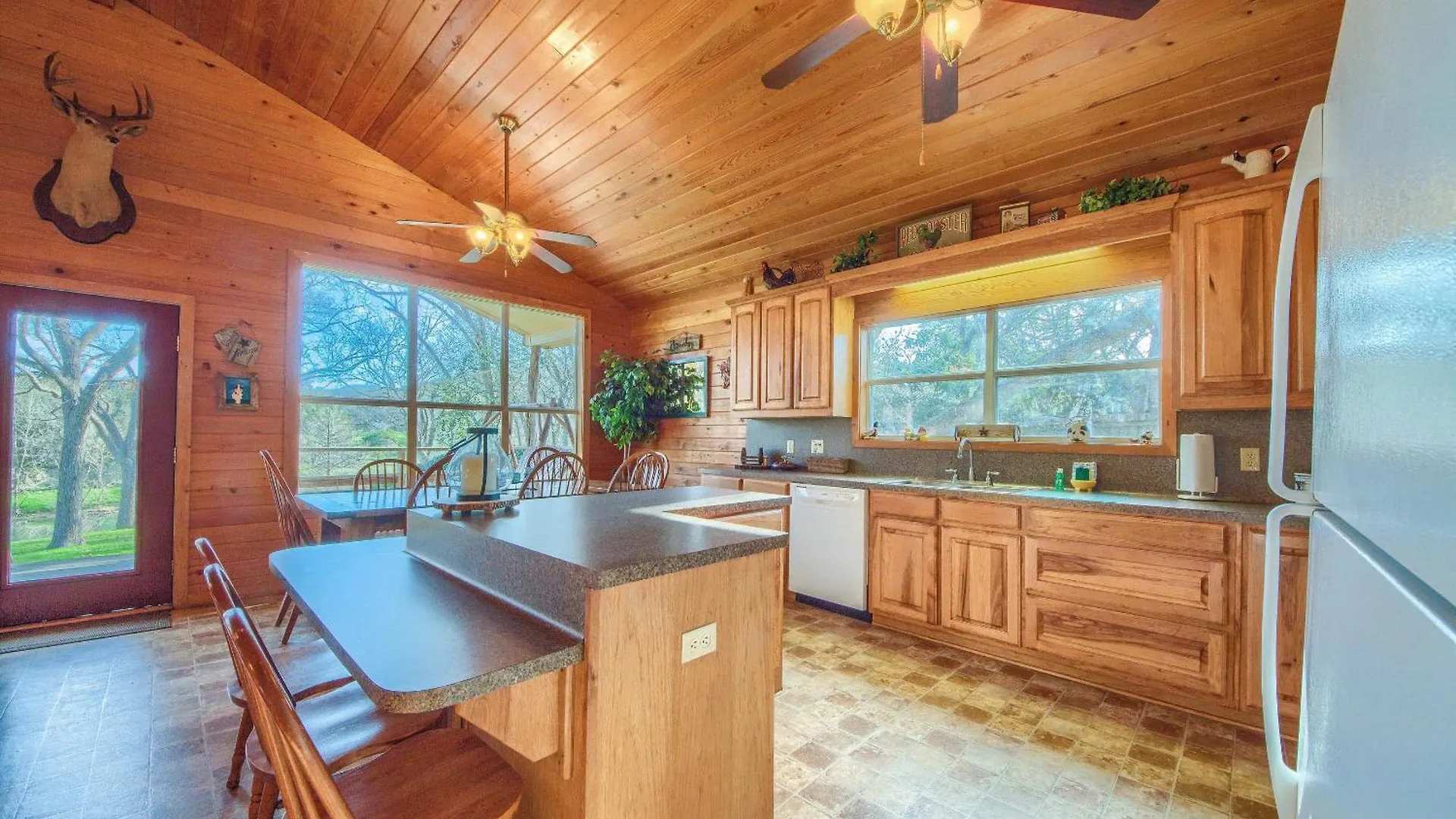 Rr 9084b3 Texas Blue Wagon Holiday home Canyon Lake