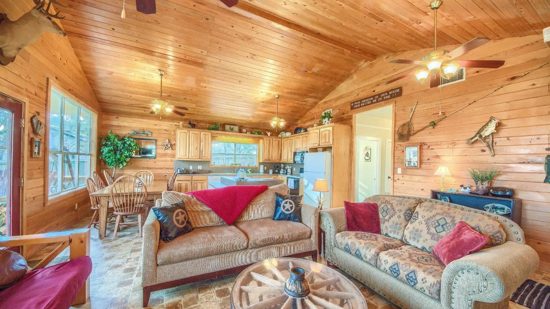 Rr 9084b3 Texas Blue Wagon Holiday home *