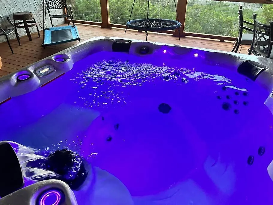 Holiday home Canyon Luxury Getaway, Hot Tub With Lakeview *