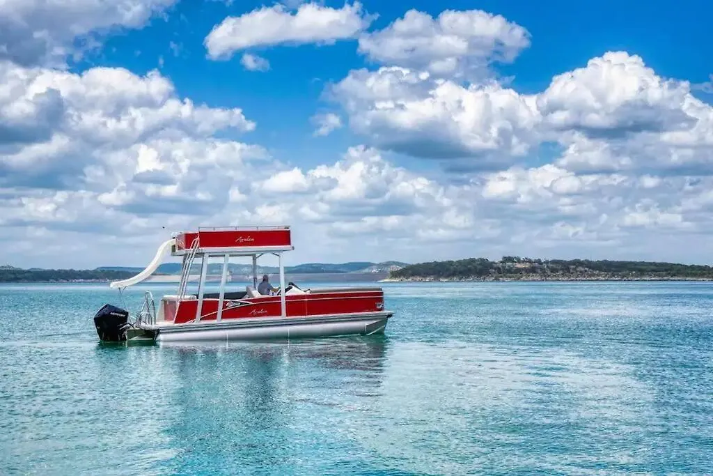 Holiday home Canyon Luxury Getaway, Hot Tub With Lakeview Canyon Lake