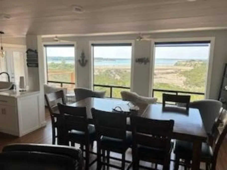 Canyon Luxury Getaway, Hot Tub With Lakeview Holiday home