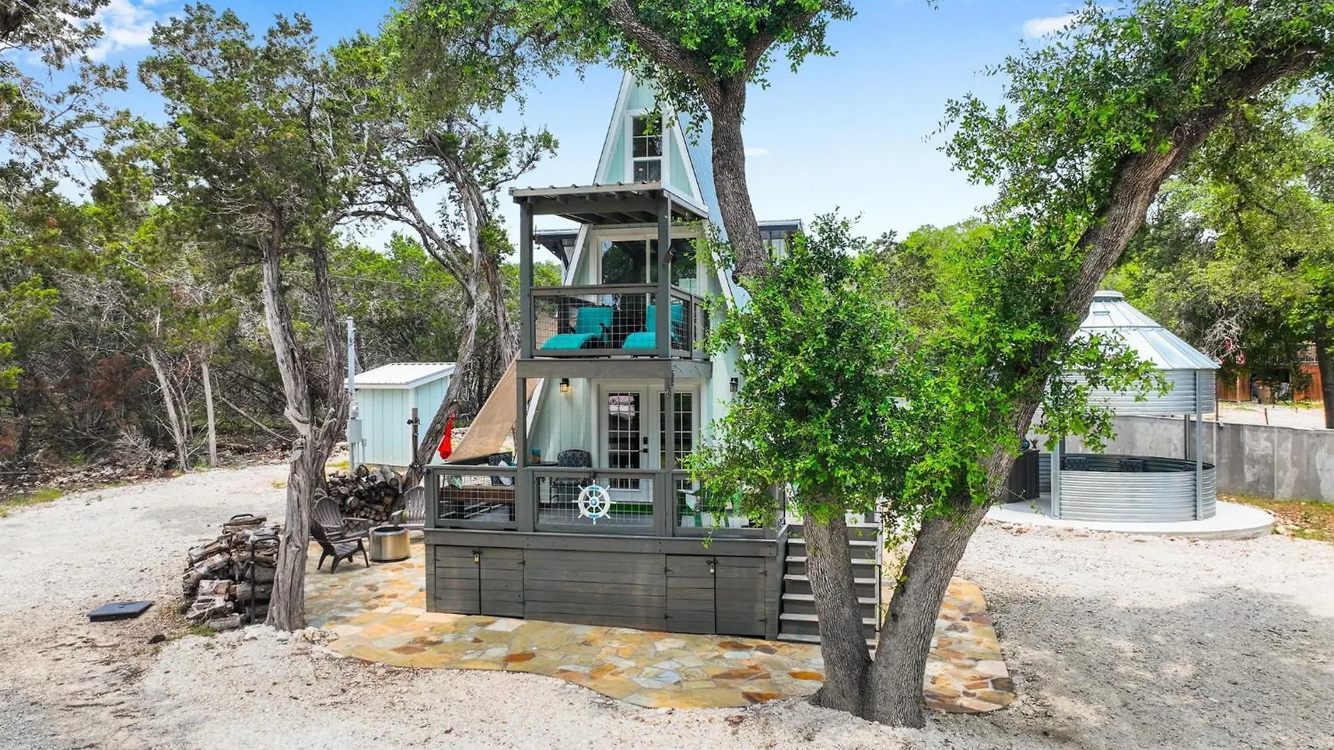 Lakeview A-frame Holiday home