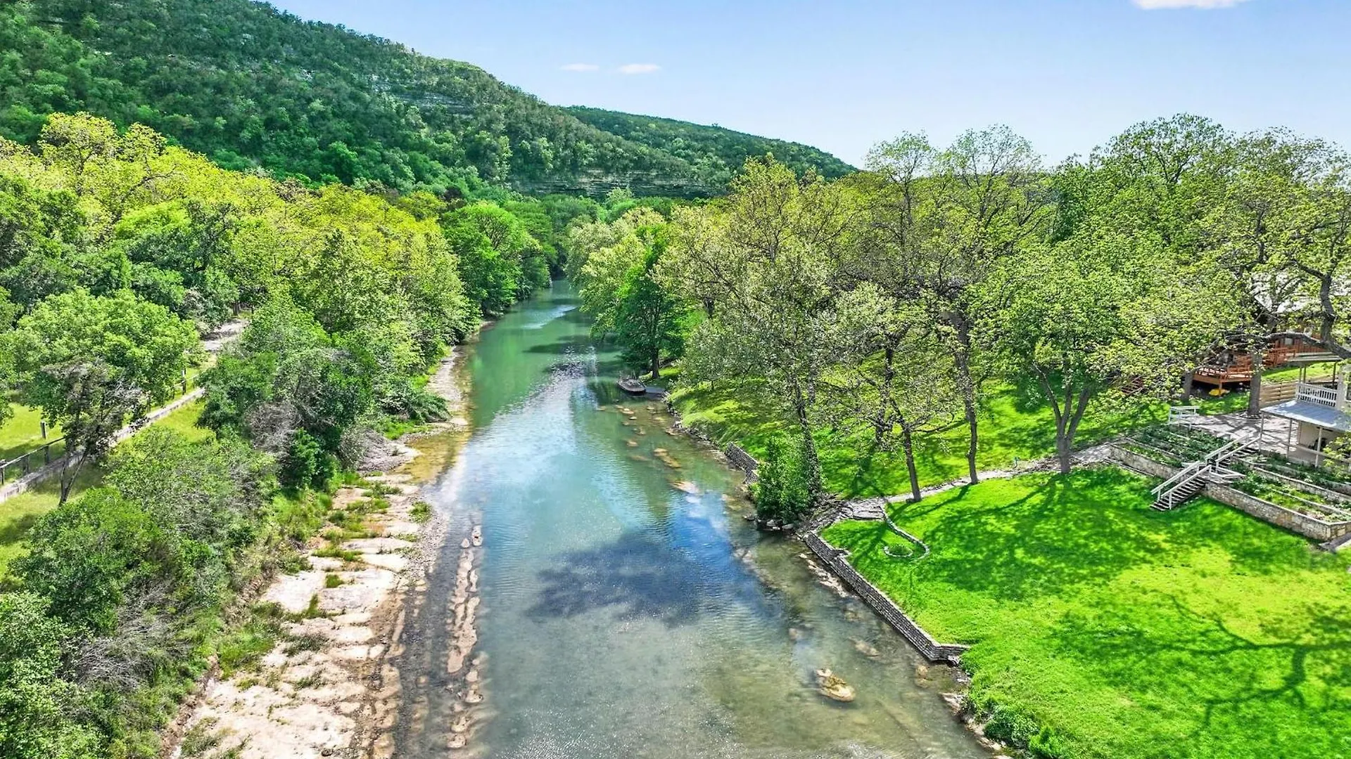 River Getaway *