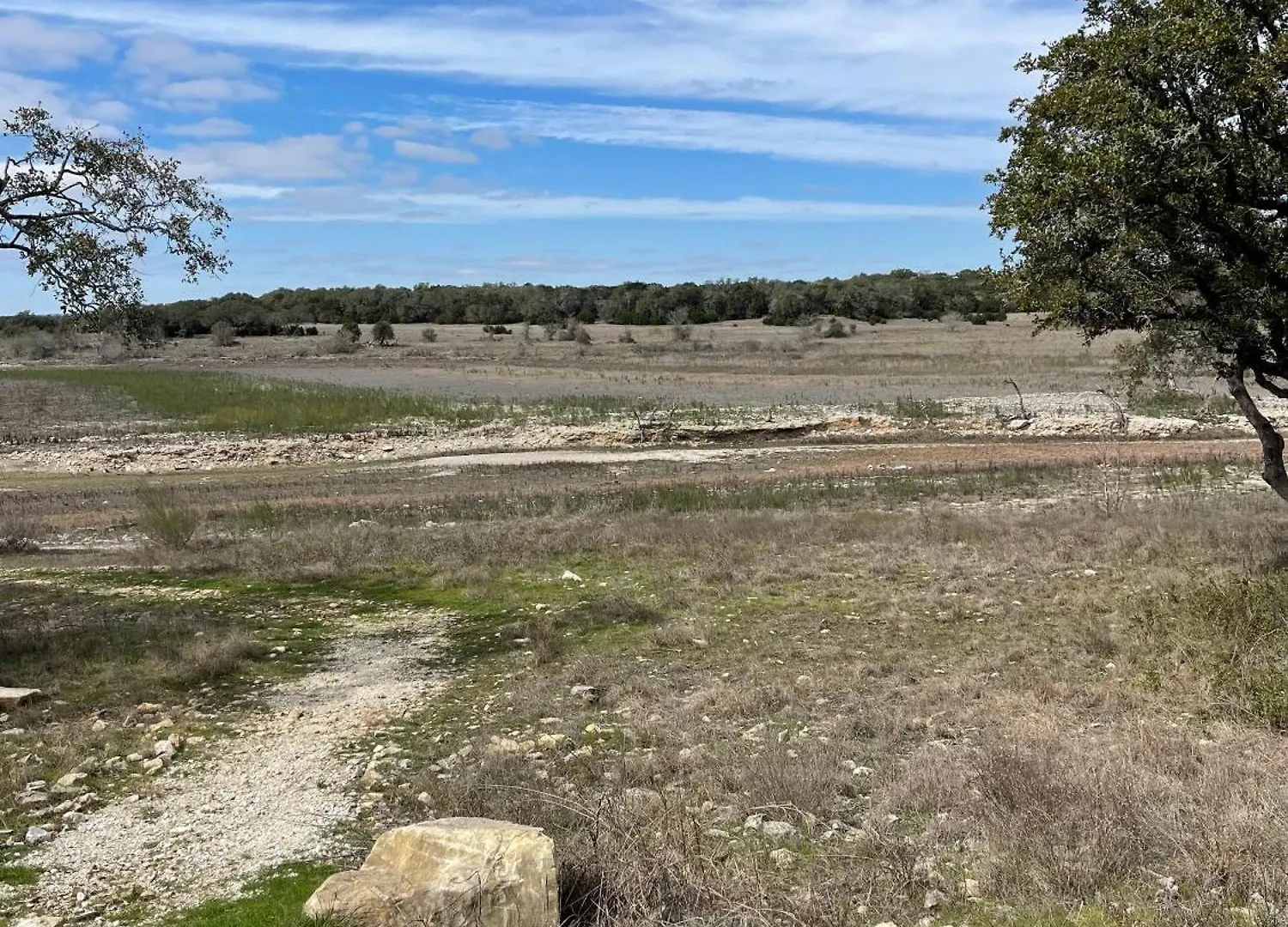 Millie's Unit 4 - Clara Canyon Lake