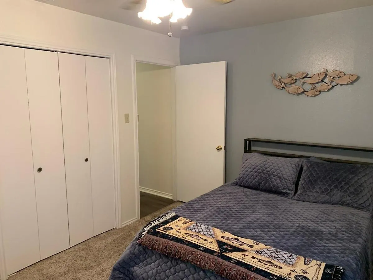 Hill Country Casita 3 Minutes From Guadalupe River & Canyon Holiday home *