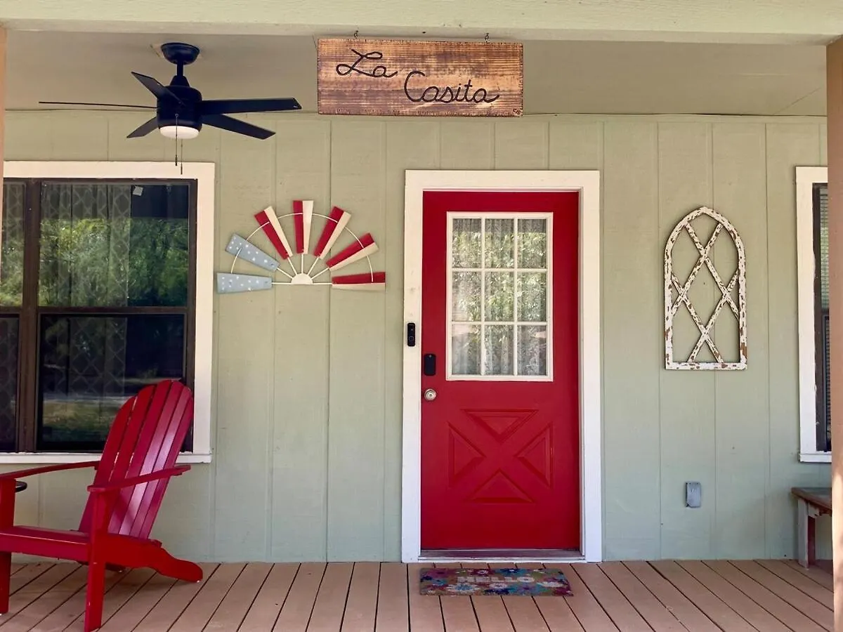 Holiday home Hill Country Casita 3 Minutes From Guadalupe River & Canyon Canyon Lake