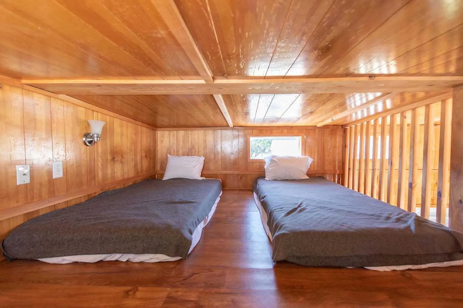 Jellystone Park Hill Country Kamp alanı