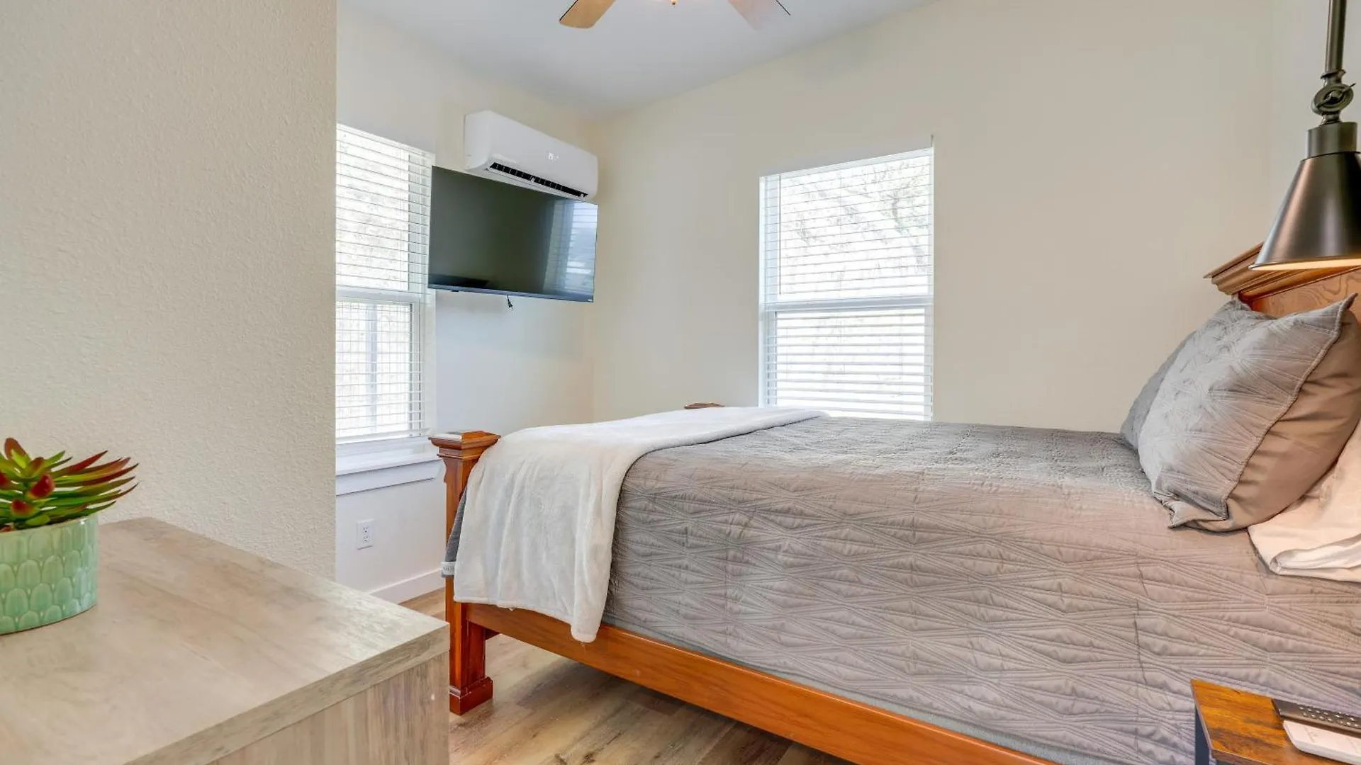 Holiday home Less Than 1 Mi To Canyon With Hot Tub