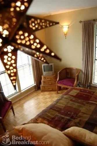 Lakehouse לינה וארוחת בוקר