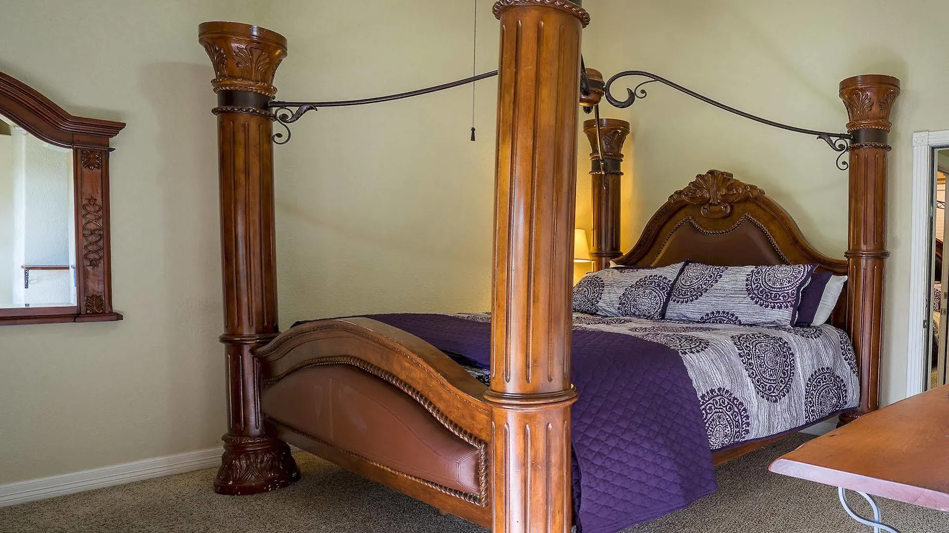 Aparthotel Still Water Ranch 4*