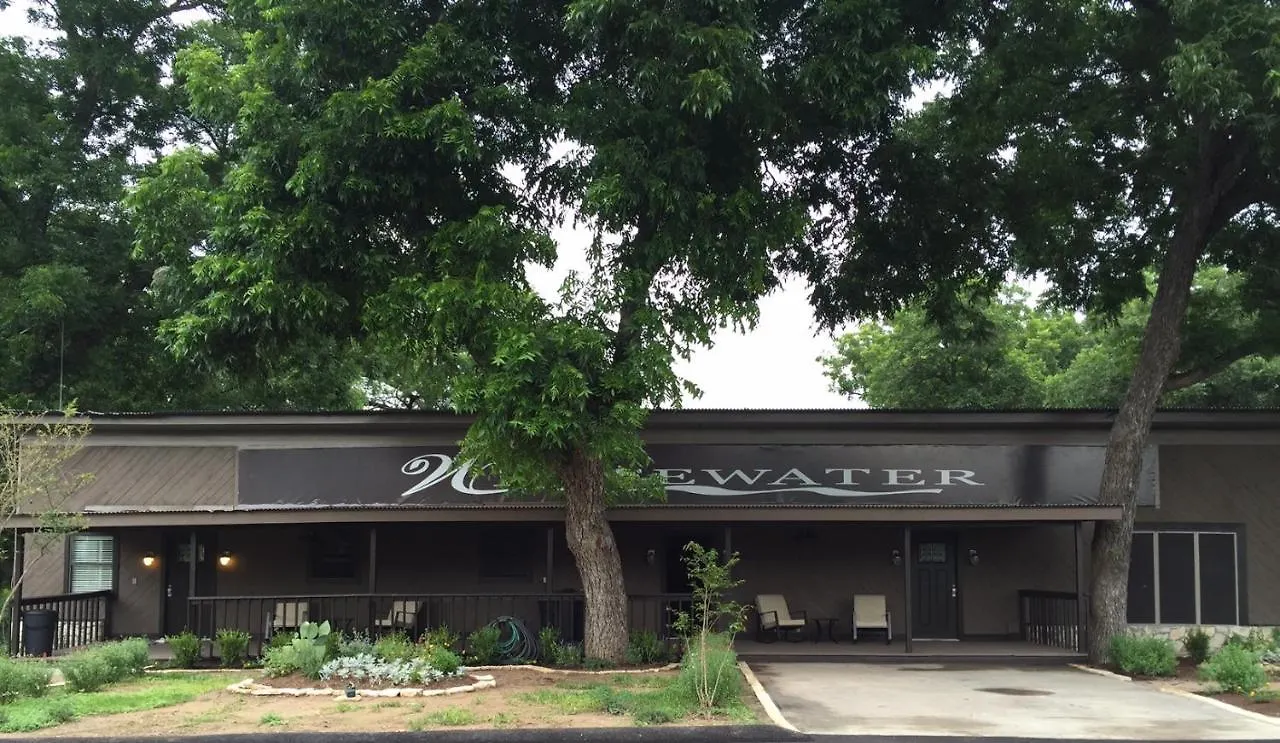 Aparthotel Whitewater 3*
