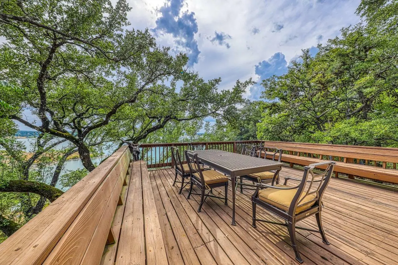 Riverside Manor Holiday home