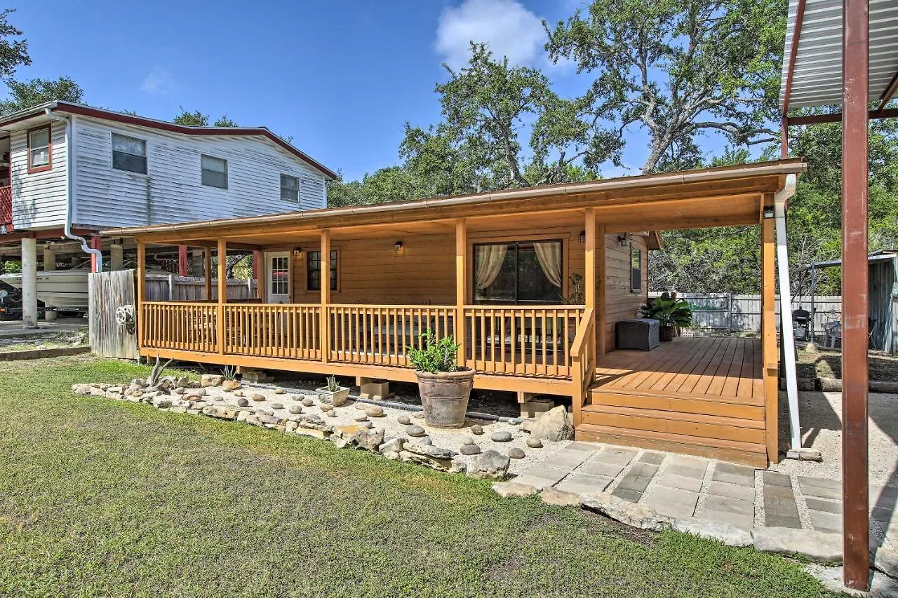 Couples With Luxury Deck, 1 Mi To Canyon Lake! * קניון לייק