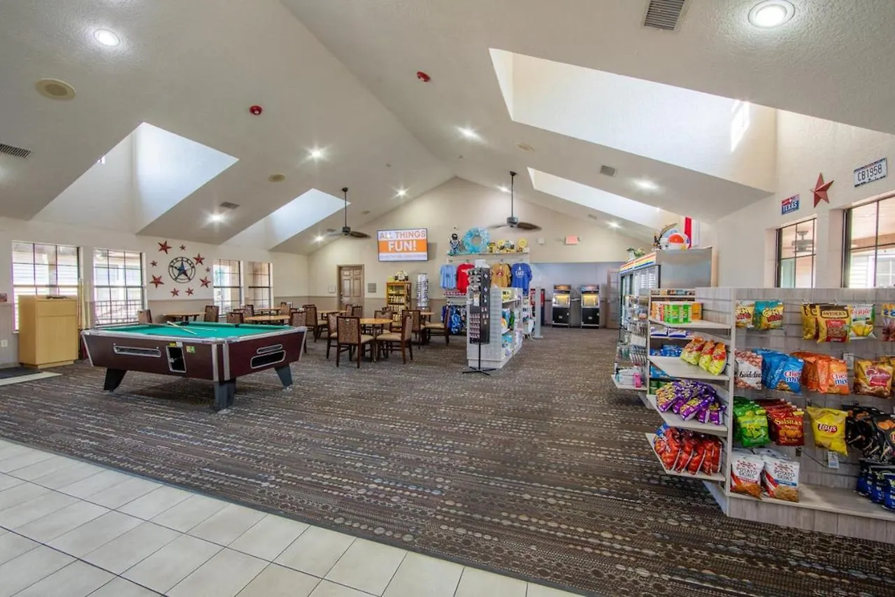Hotel Club Vacations Hill Country At Canyon 4*