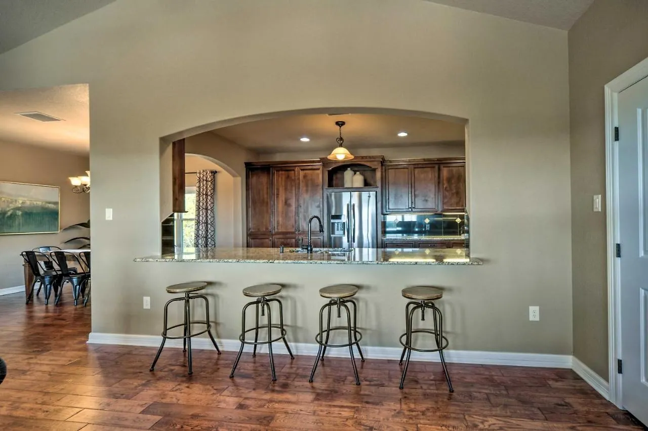 Luxe Canyon With Gorgeous Views! * Canyon Lake