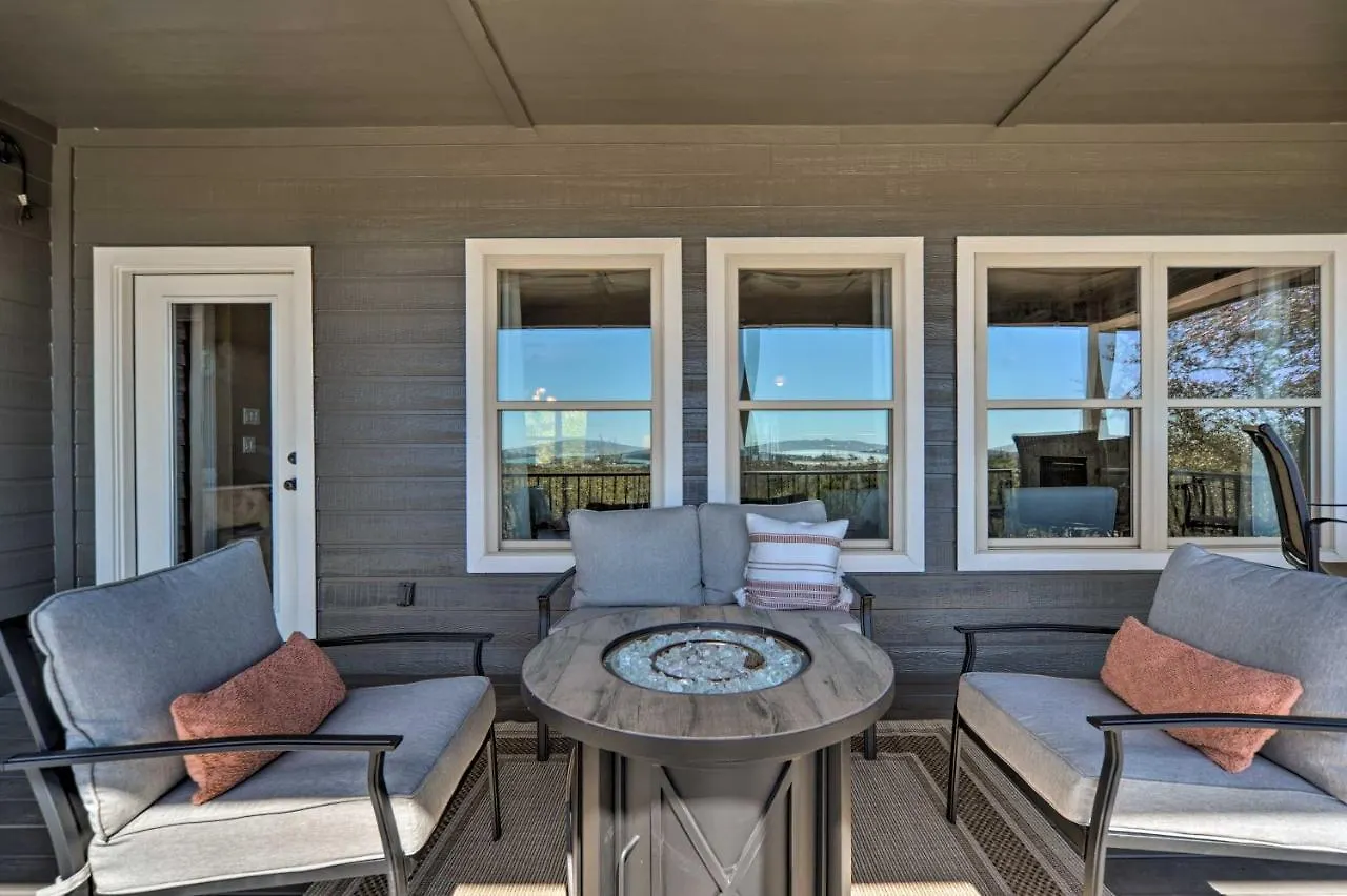Luxe Canyon With Gorgeous Views! Tatil Evi Canyon Lake