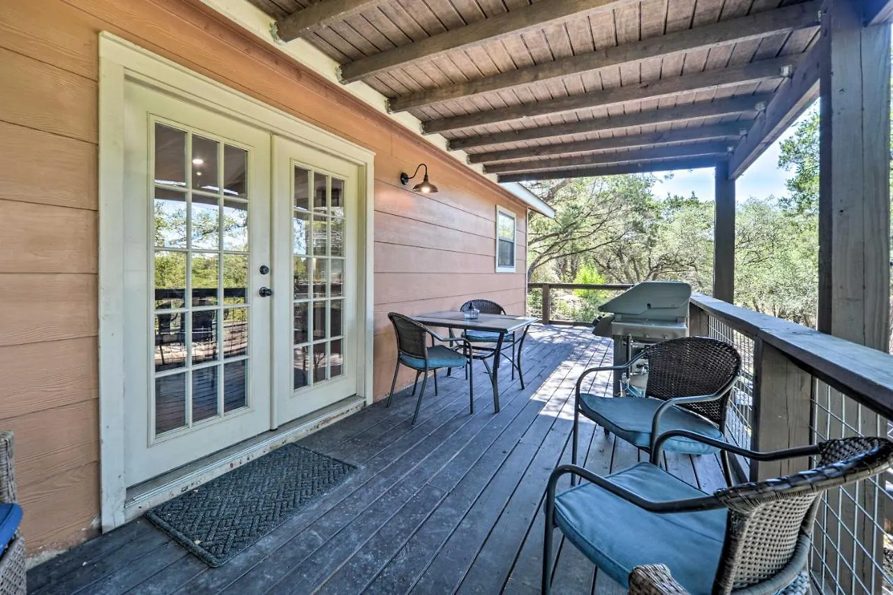 Canyon Hideaway With Fire Pit And Hot Tub! Holiday home Canyon Lake