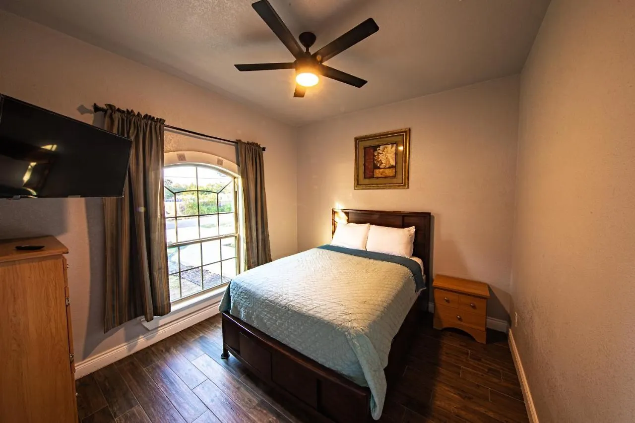 Lakeview Luxury Canyon Lake
