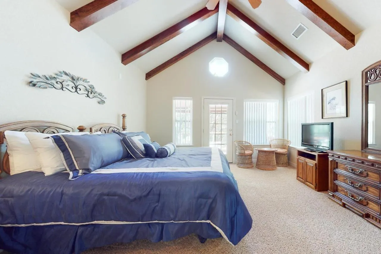 Vista Ridge Hideaway Holiday home