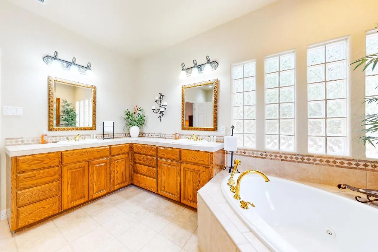 Vista Ridge Hideaway Holiday home
