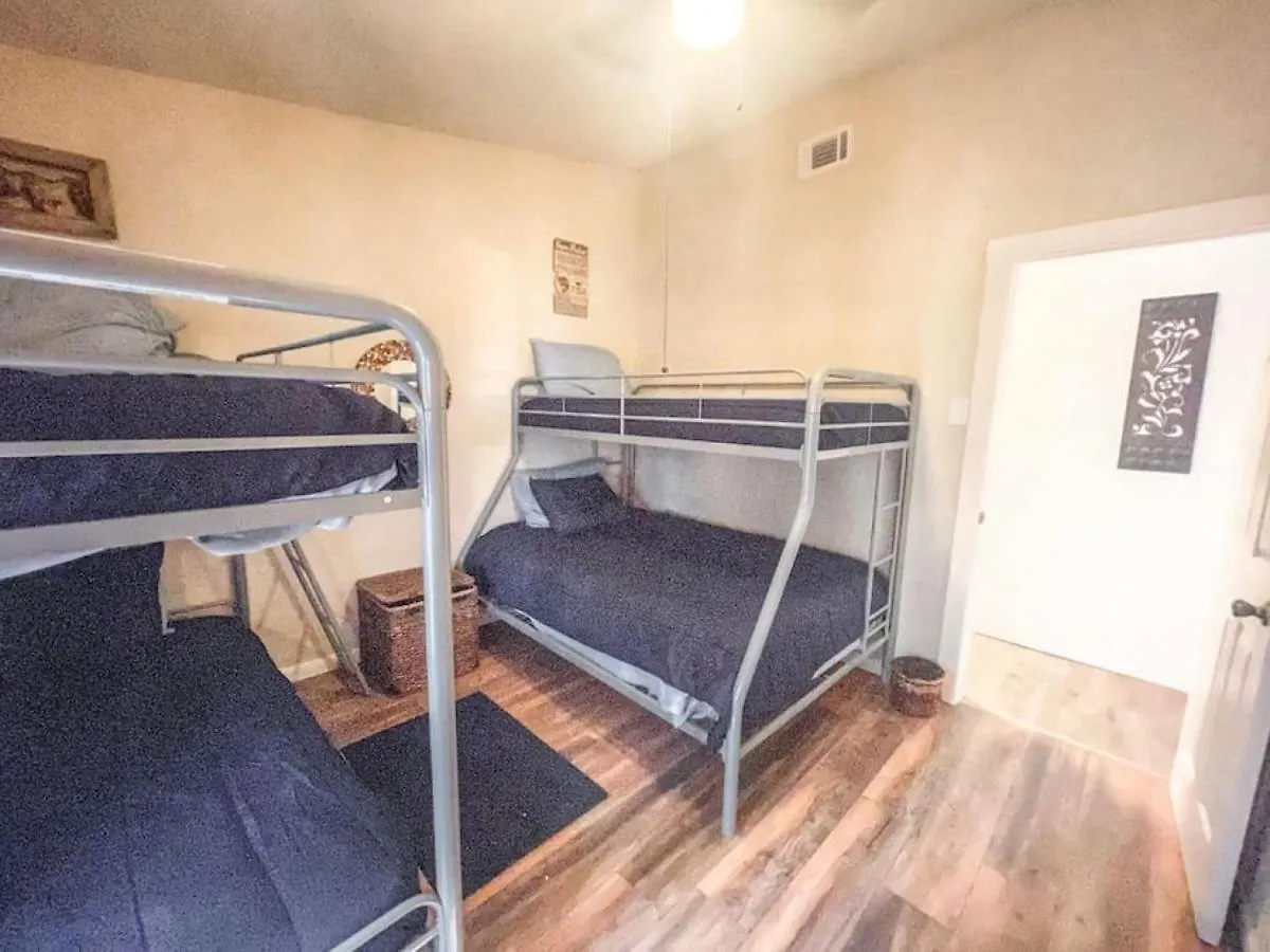 Bamboo Breeze - Sleeps 6 - Pet-friendly קניון לייק
