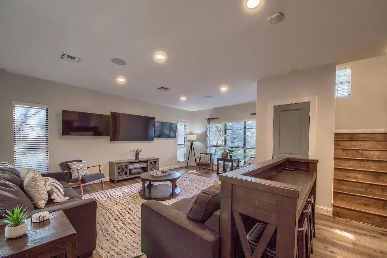 Cl 954 River Cliff Retreat