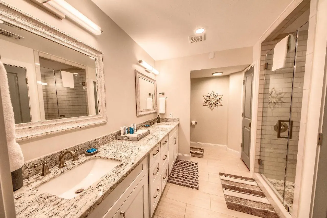 Cl 954 River Cliff Retreat *