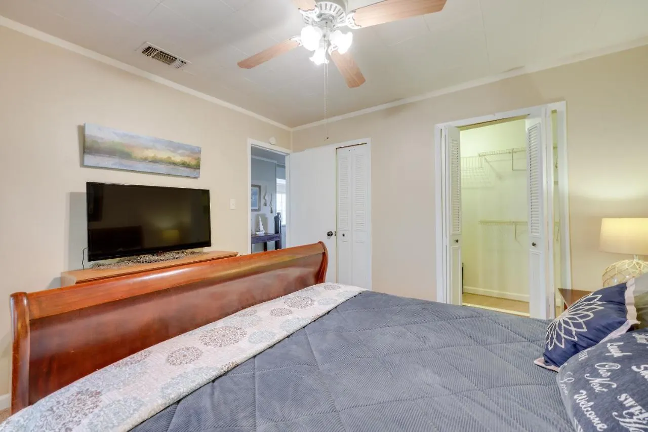 Pet-friendly Canyon - 2 Mi To Beach! بحيرة كانيون