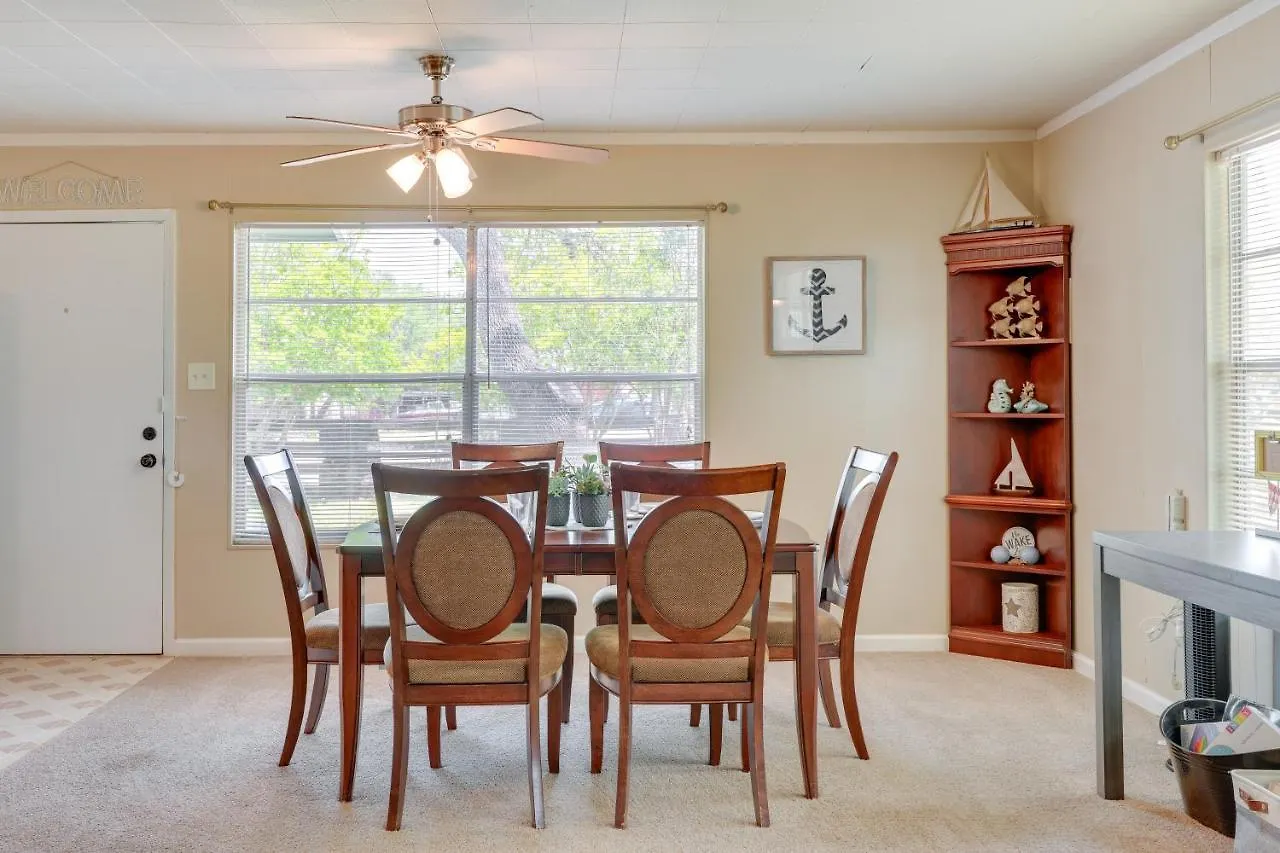 Pet-friendly Canyon - 2 Mi To Beach! بيت للعطل