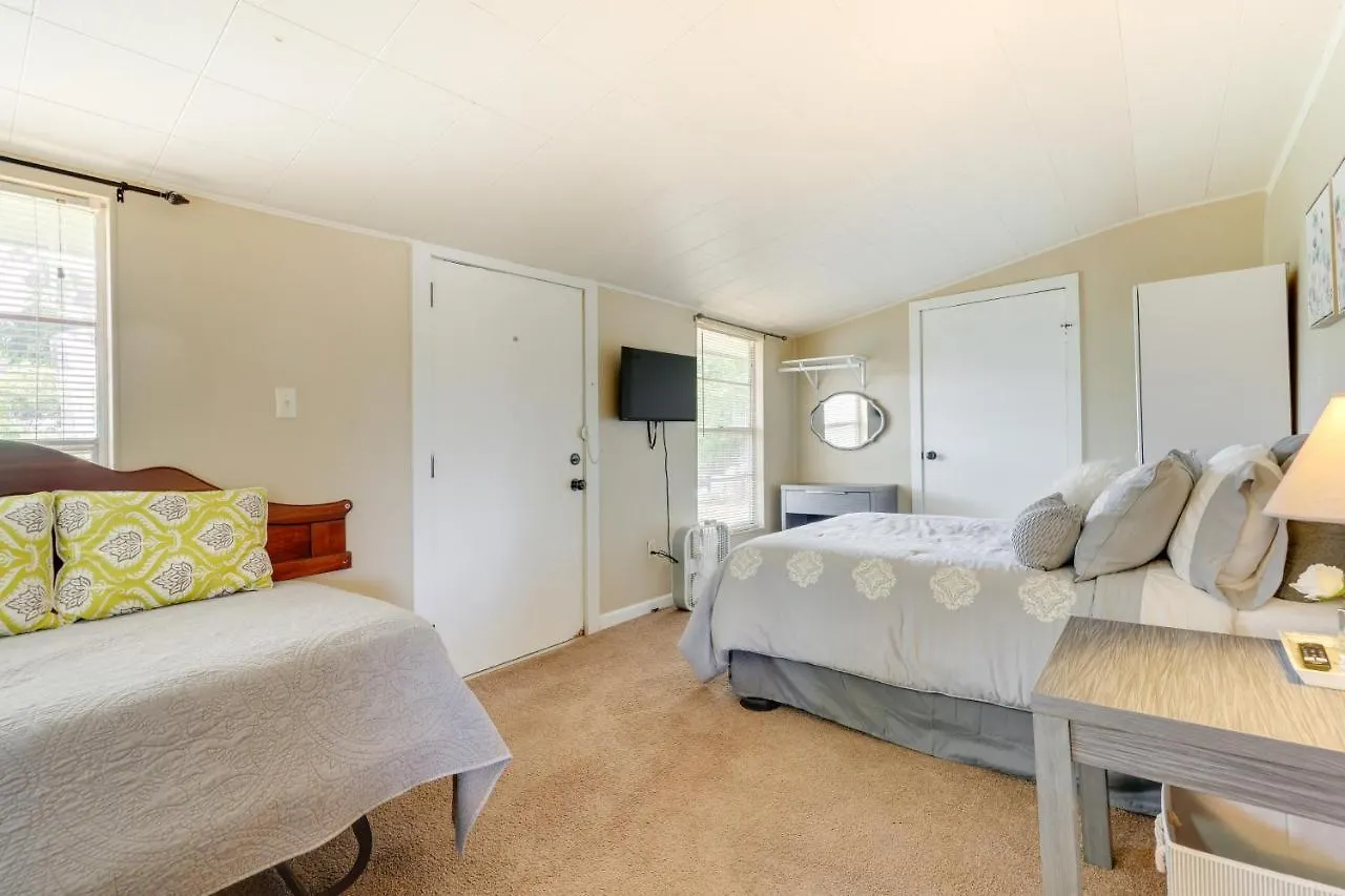 Pet-friendly Canyon - 2 Mi To Beach! * بحيرة كانيون