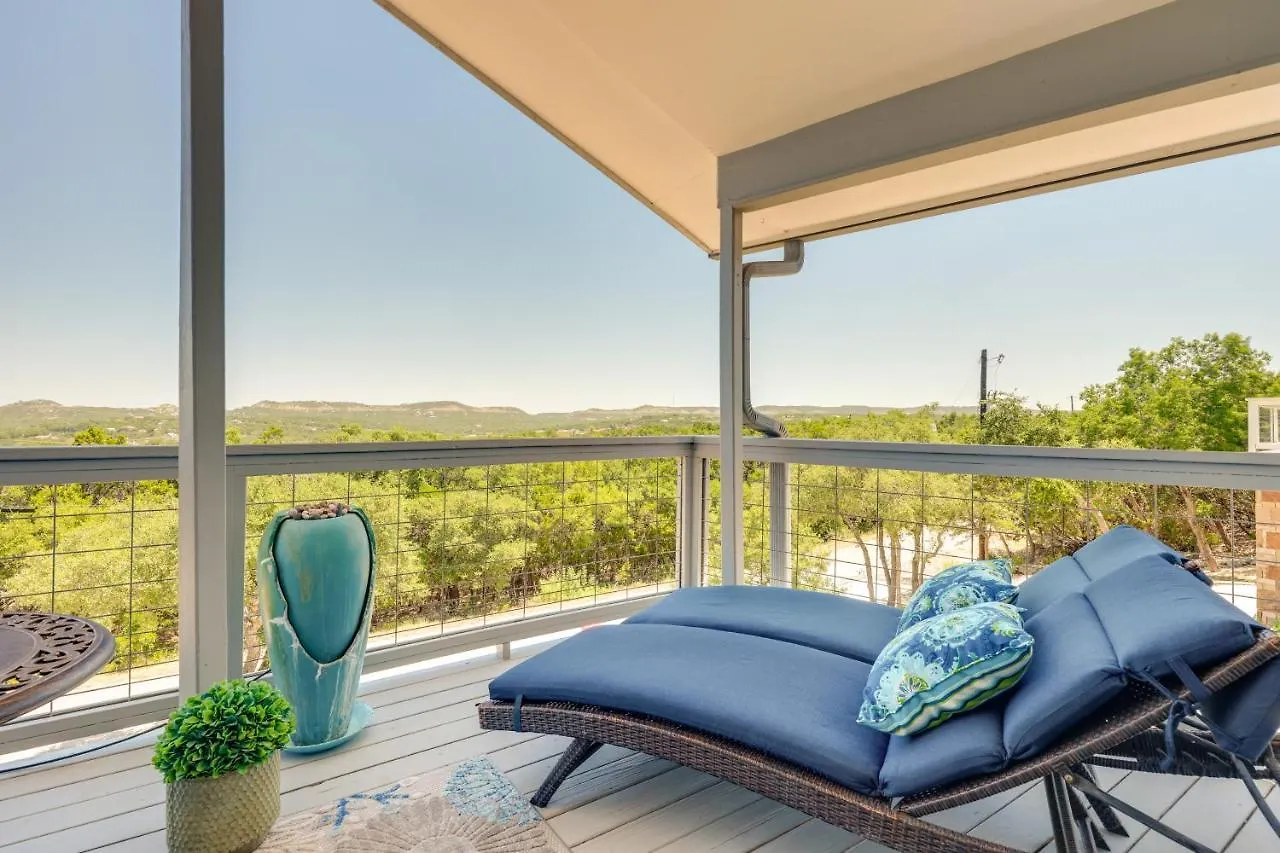 Canyon With Balcony And Views Holiday home Canyon Lake