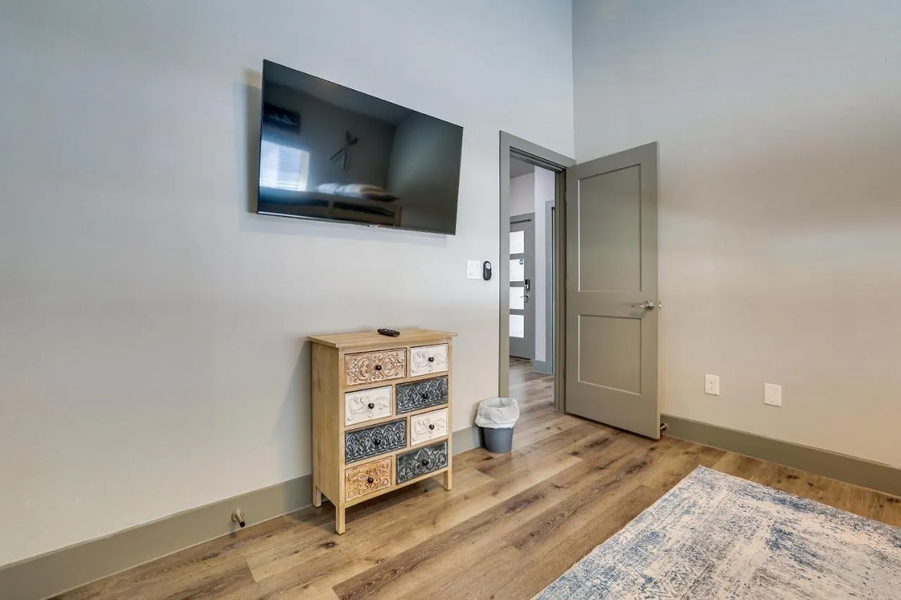 Semesterbostad Modern Canyon Vacation With Furnished Deck *