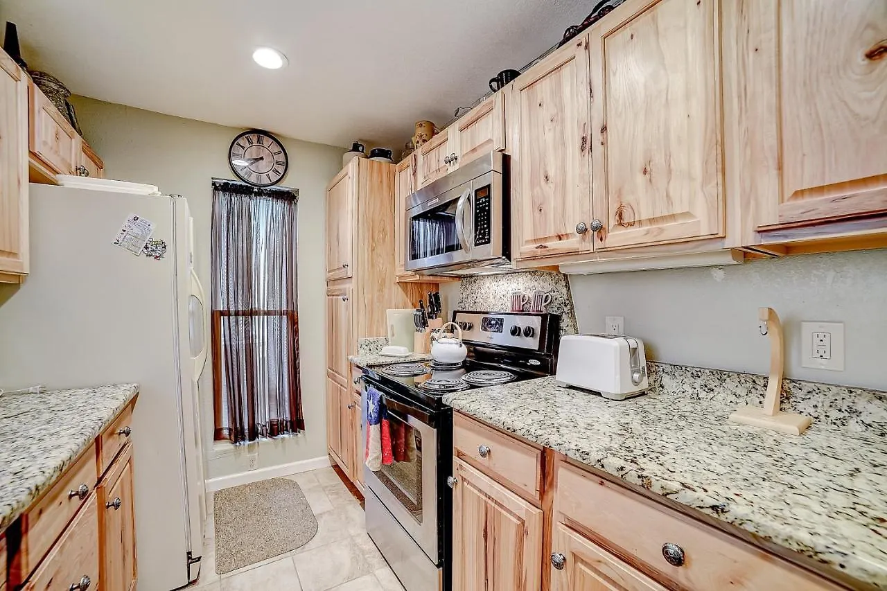 1185 Parkview Dr Unit 22 Canyon Lake
