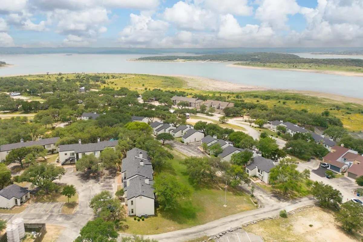 Semesterbostad Canyon Spacious W Balcony Pool & Comfy Beds *