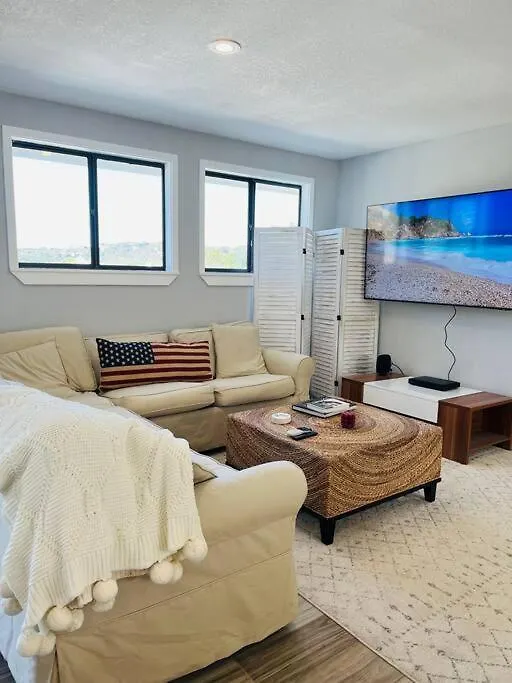 Views, Canyon Lake, Newly Remodeled, Close To River, Location, With A Fire Pit 펜션 캐니언 레이크