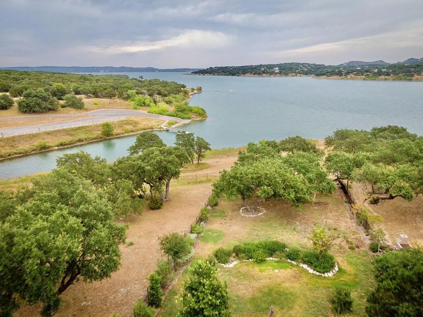 Feriehus Hummingbird Hideaway - Waterfront With Pool And Hot Tub! Canyon Lake