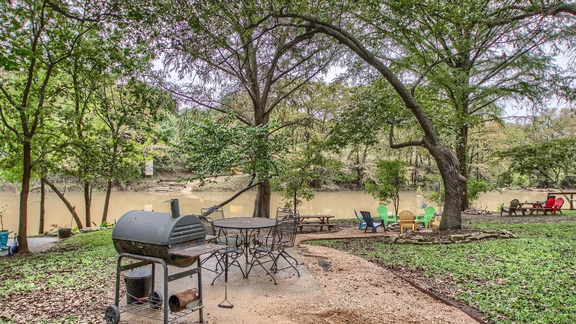 Hondo's River Haus Rr 1300 度假居 峡谷湖
