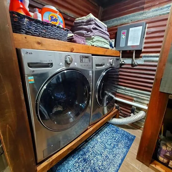 Holiday home Hill Country Hangar With Hottub, 7 Minutes From The River And Canyon Lake