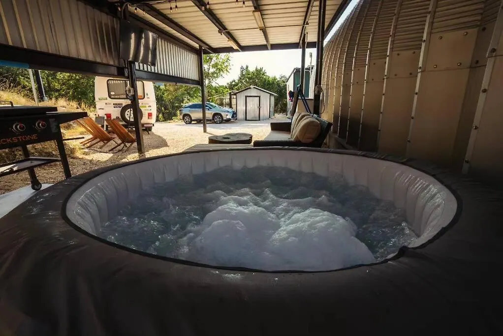 Hill Country Hangar With Hottub, 7 Minutes From The River And Holiday home Canyon Lake