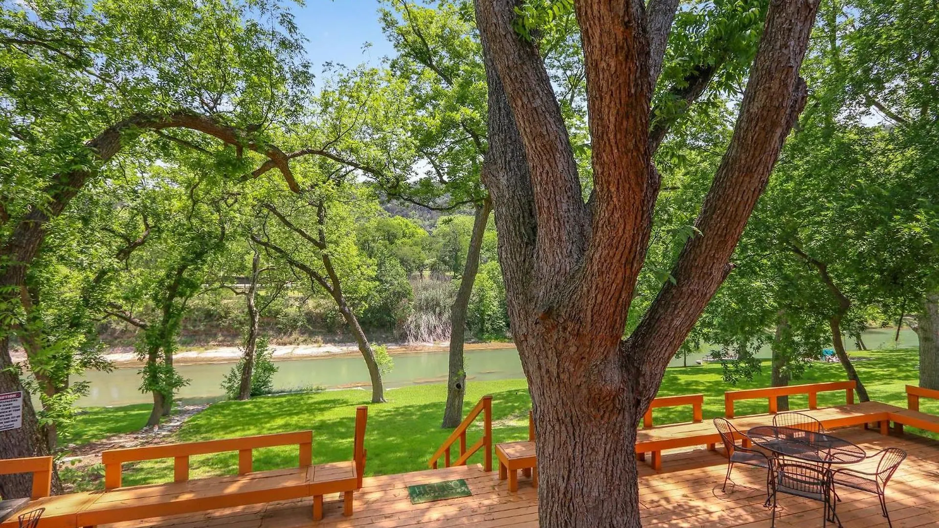 River Haven Canyon Lake