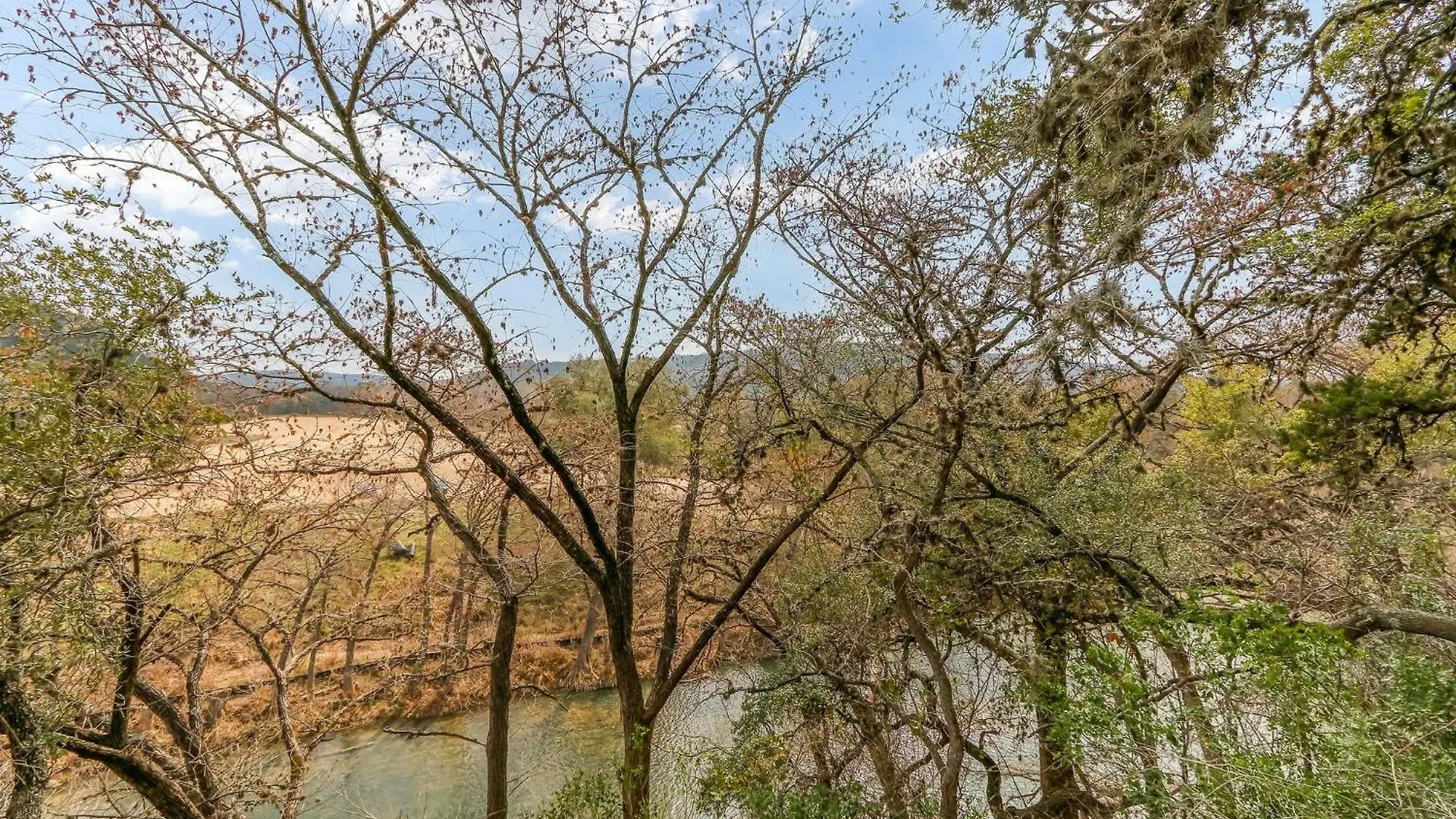 Rick's River Haus *